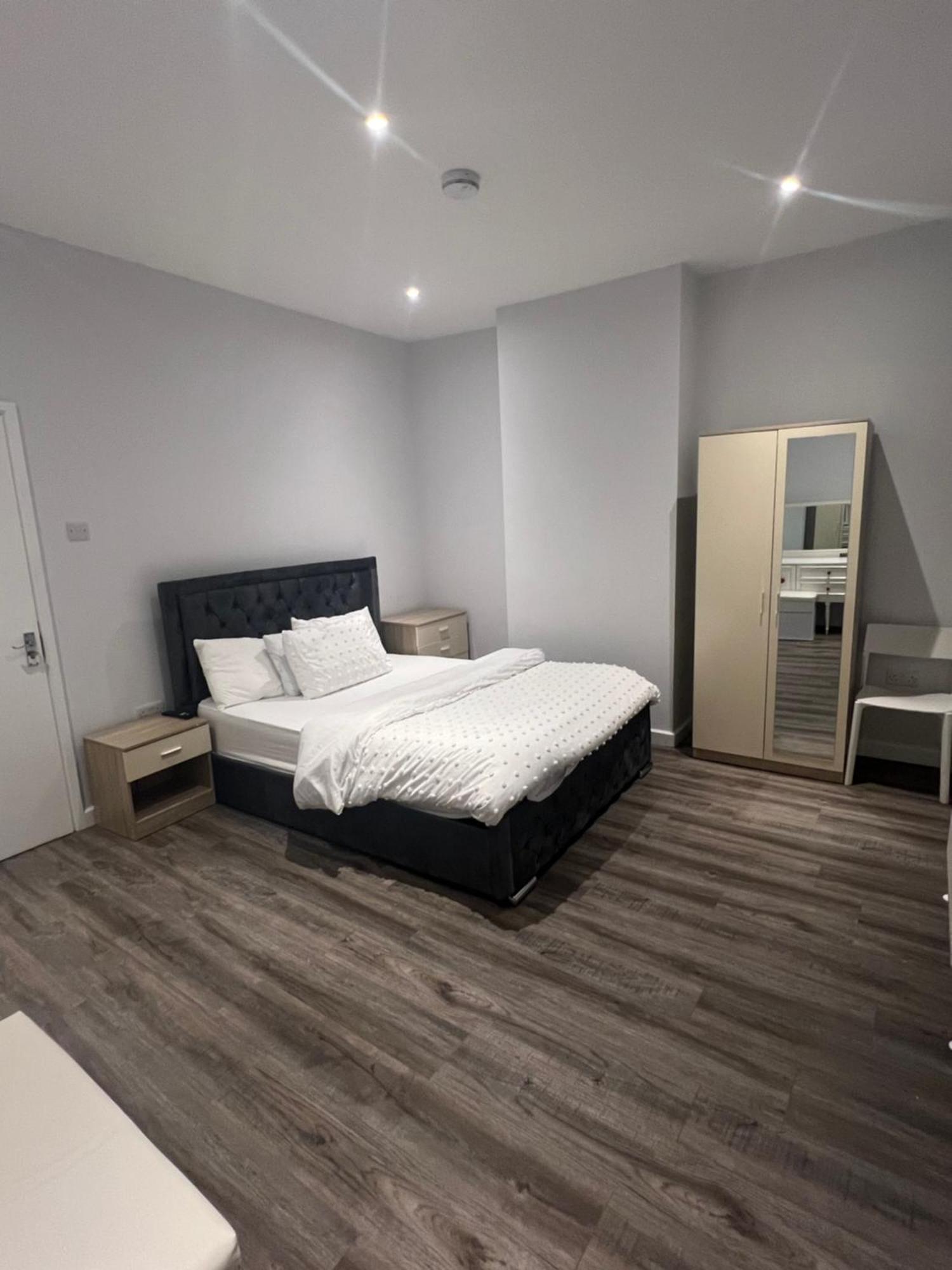 Spencer Bridge Rooms By Afl Northampton Exteriér fotografie